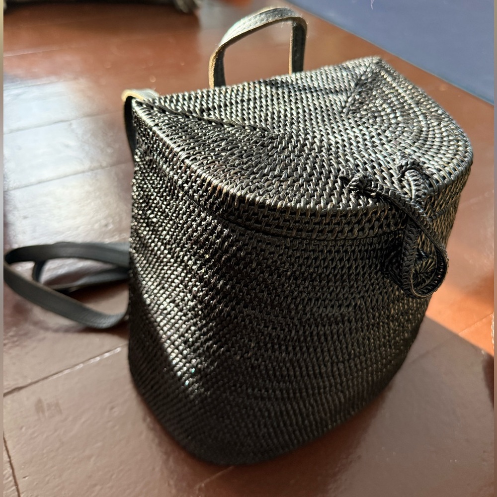 Basket backpack Artisan made in Bali